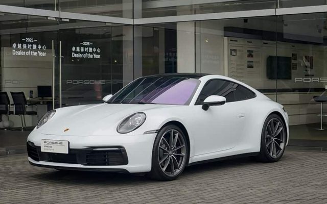Porsche 911 2023 Carrera 3.0T
