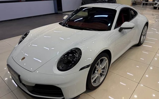 Porsche 911 2025 Carrera 3.0T