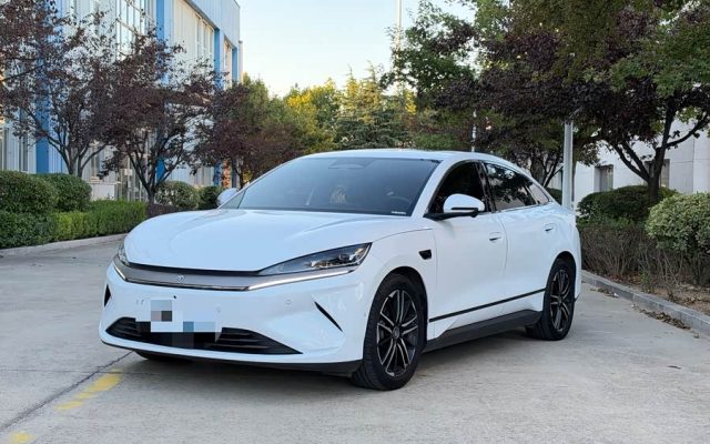 Qin L 2025 EV 545KM Excellence