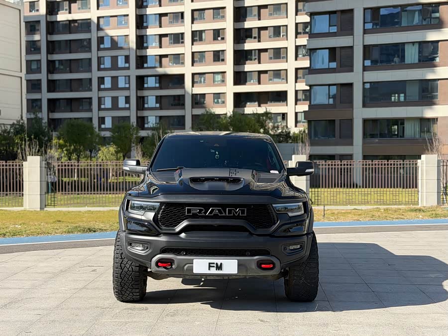 RAM Trucks 2022 6.2T US Version