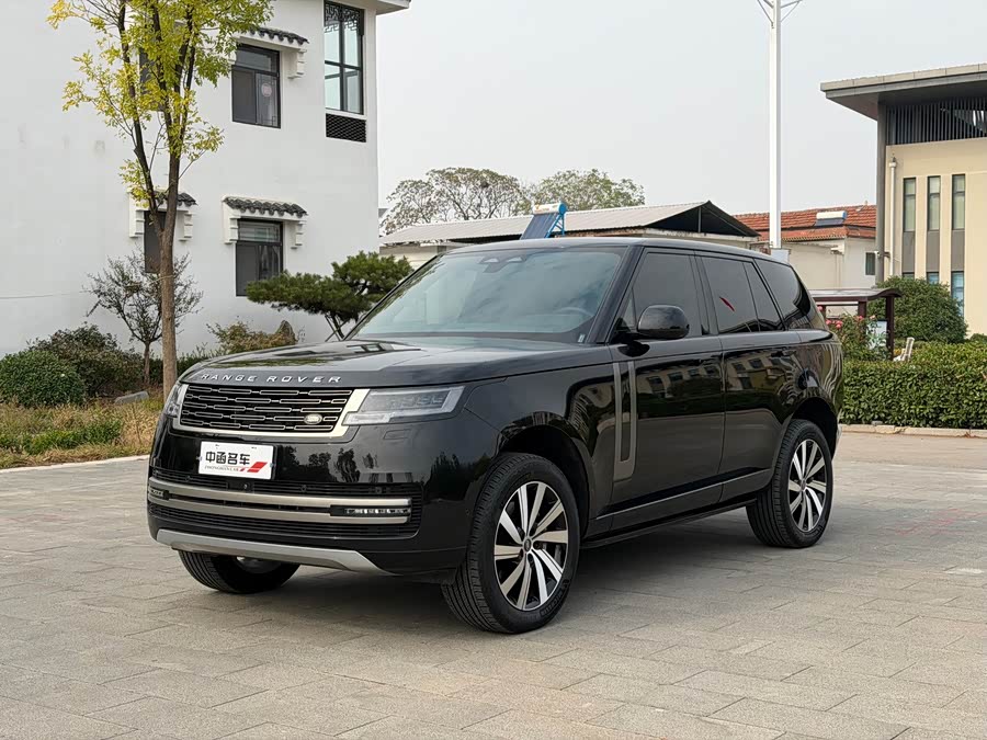 Range Rover 2025 3.0 L6 360PS Luxury