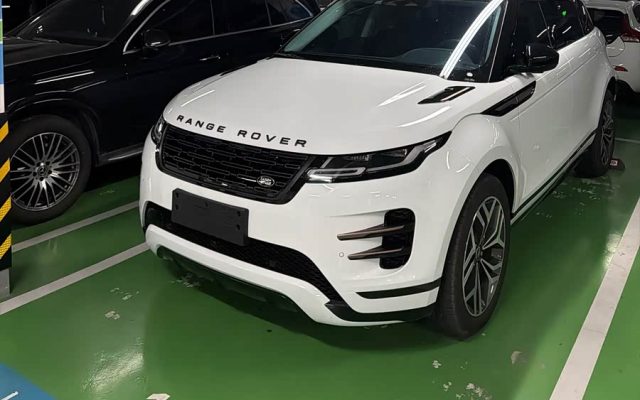 Range Rover Evoque 2026 Range Rover Evoque L SE