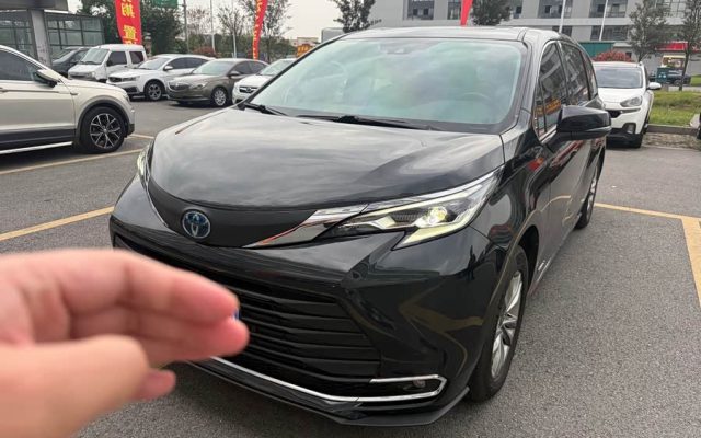 Sienna 2024 2.5L Hybrid Comfort