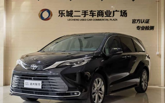 Sienna 2024 2.5L Hybrid Premium