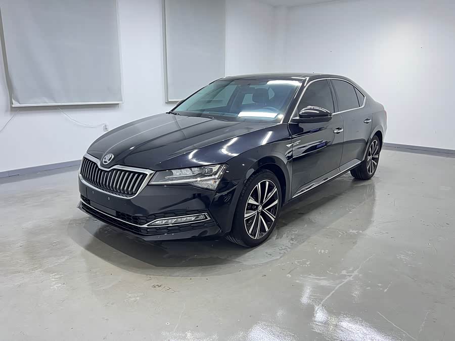 Skoda Superb 2023 TSI280 DSG Luxury