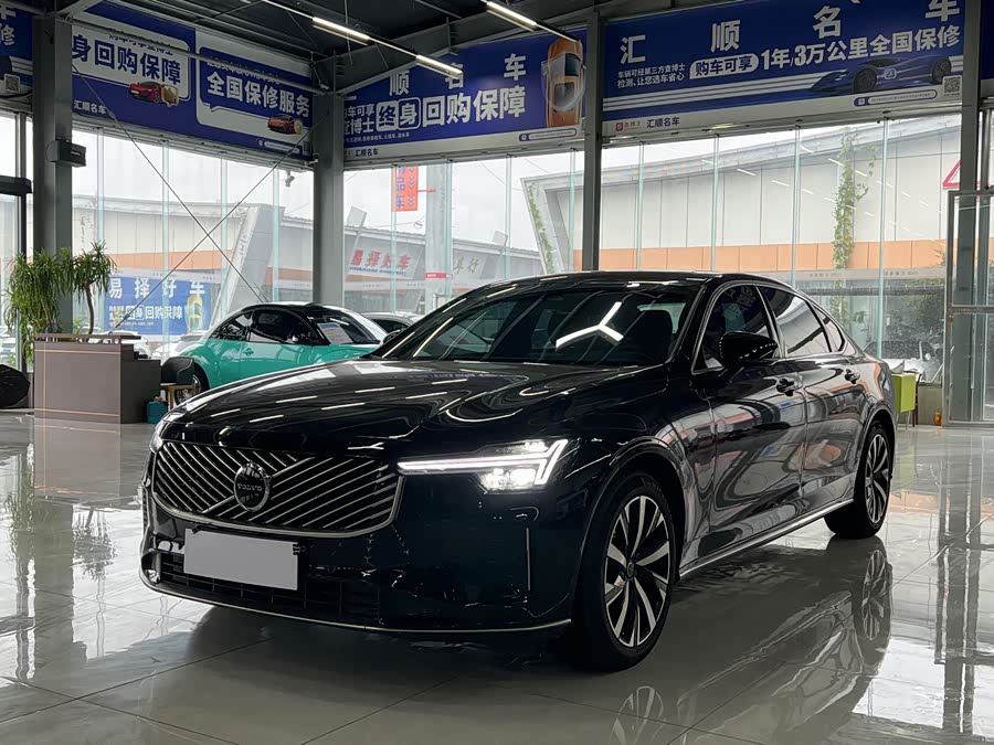 Volvo S90 2026 B5 Intelligent Luxury