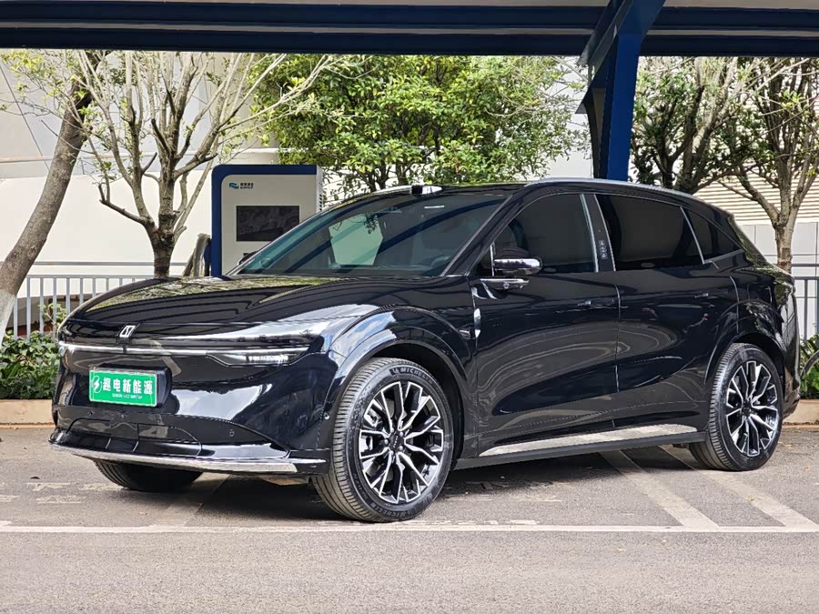 Zeekr 7X 2025 100kWh Long Range RWD Intelligent Driving