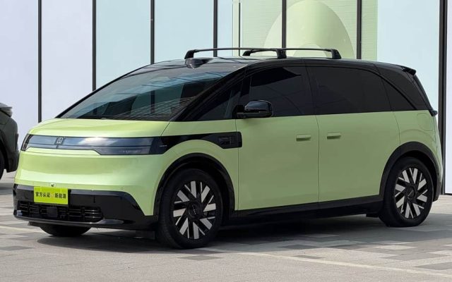Zeekr MIX 2025 Long Range Intelligent Driving Version